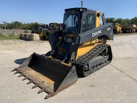 2019 John Deere 331G