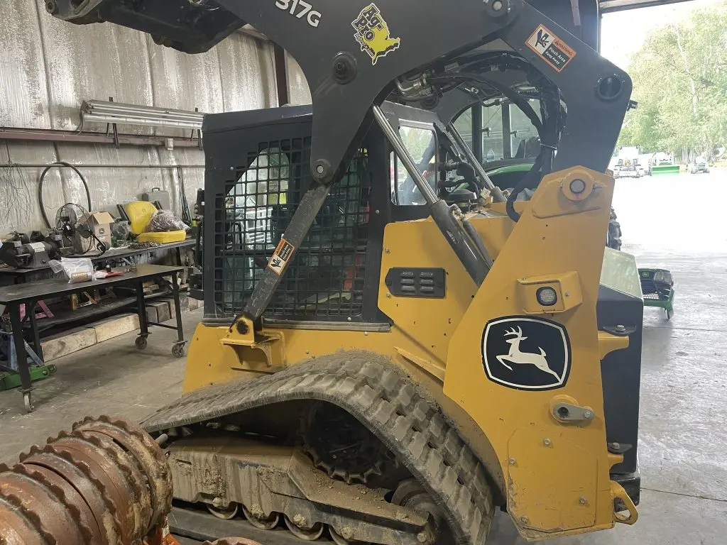 2023 John Deere 317G