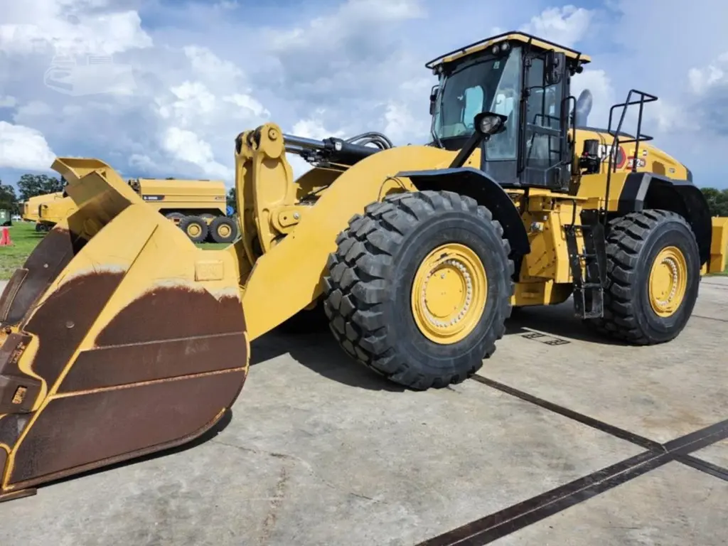 2023 Caterpillar 982XE