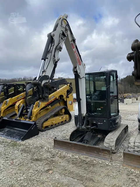 2023 Bobcat E35IR2
