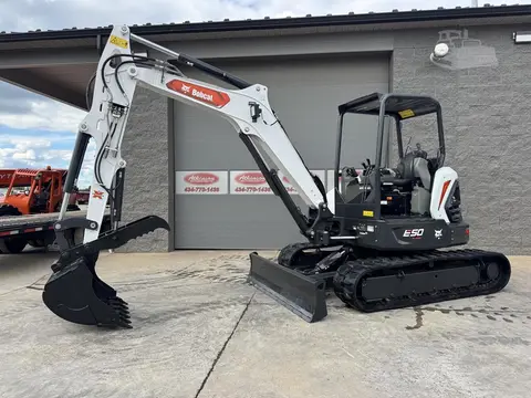 2020 Bobcat E50R2