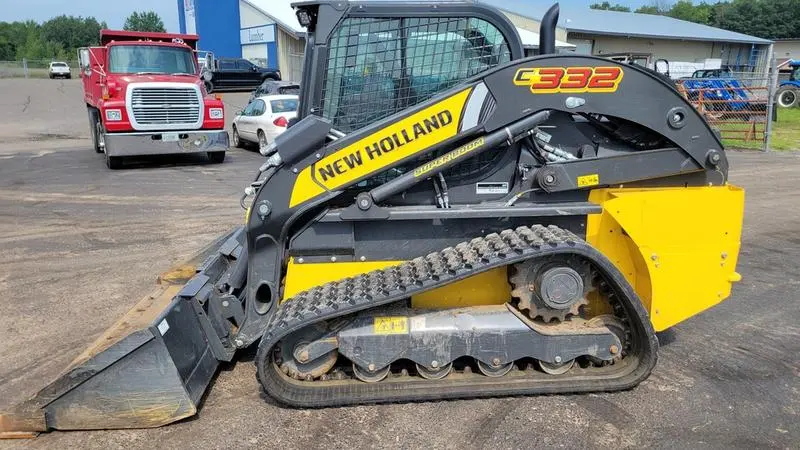 2020 New Holland C332