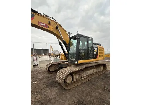 2019 Caterpillar 326FL