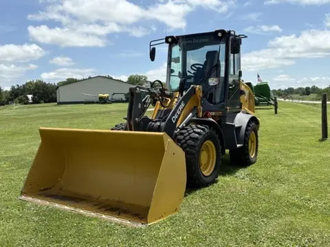 2021 John Deere 244L