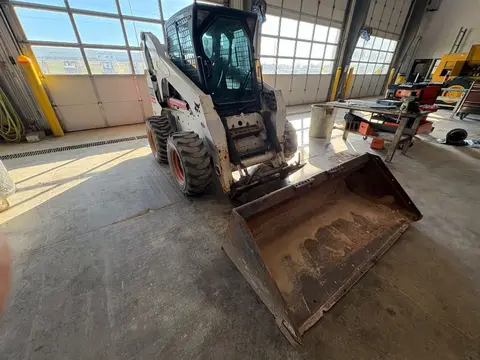 2010 Bobcat S300