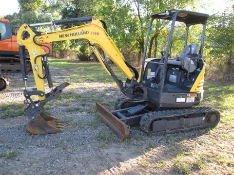2023 New Holland E30C
