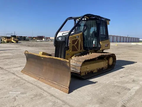 2021 Caterpillar D3