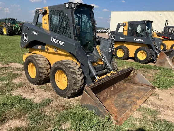 2023 John Deere 332G