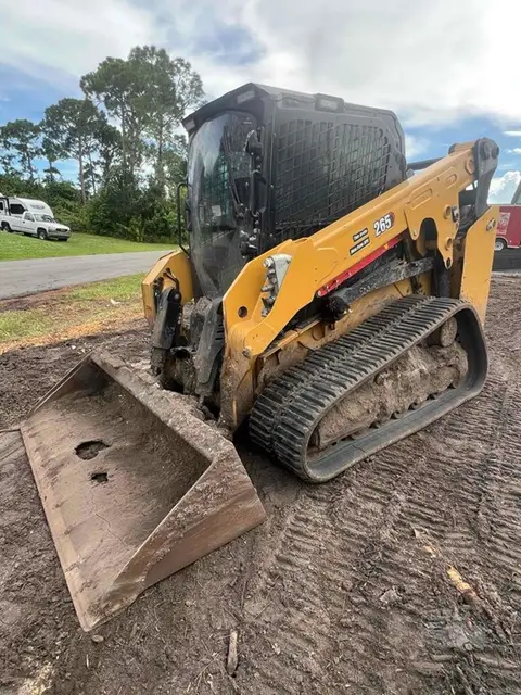 2024 Caterpillar 265