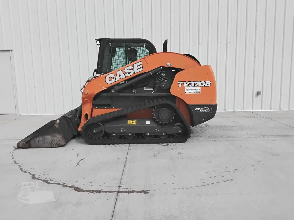 2025 Case TV370B