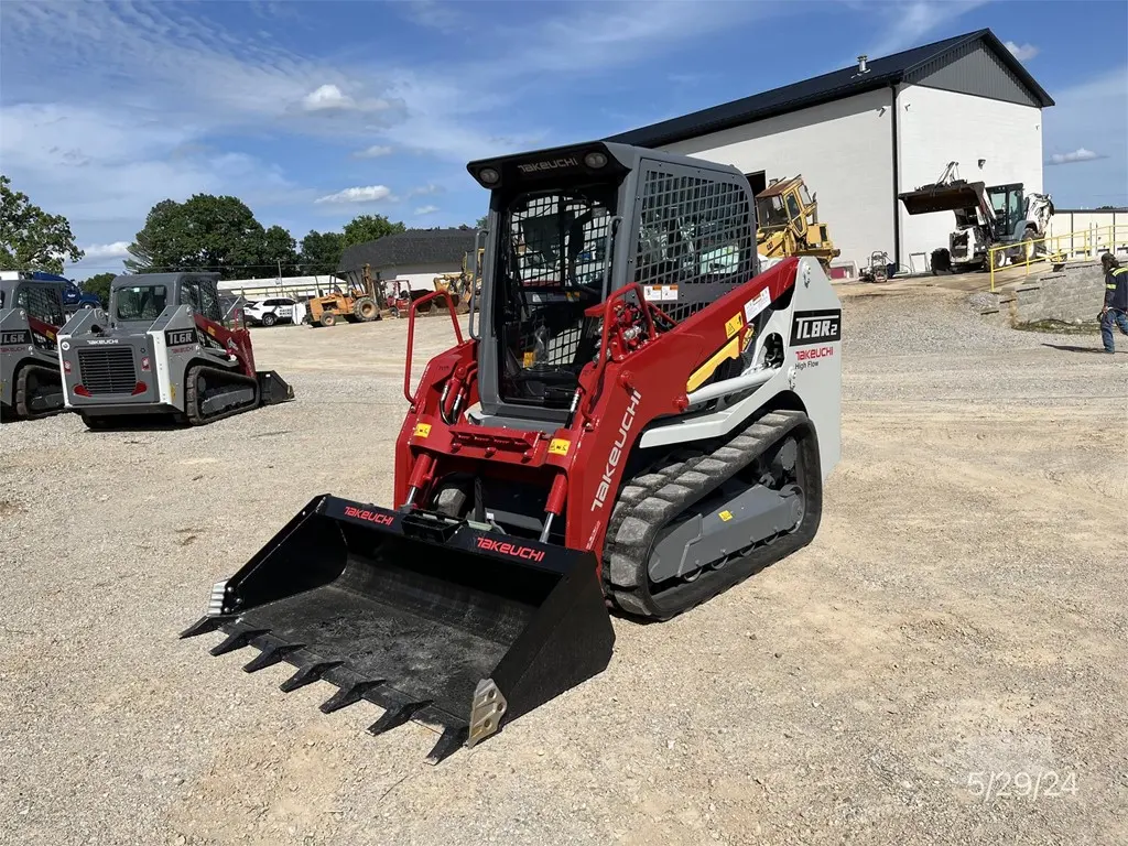 2024 Takeuchi TL8R2
