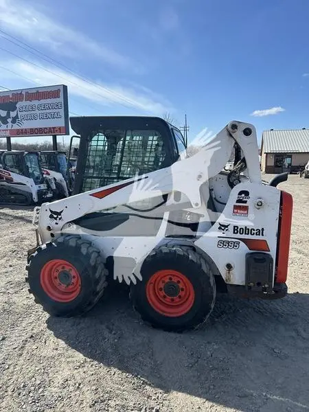 2019 Bobcat S595