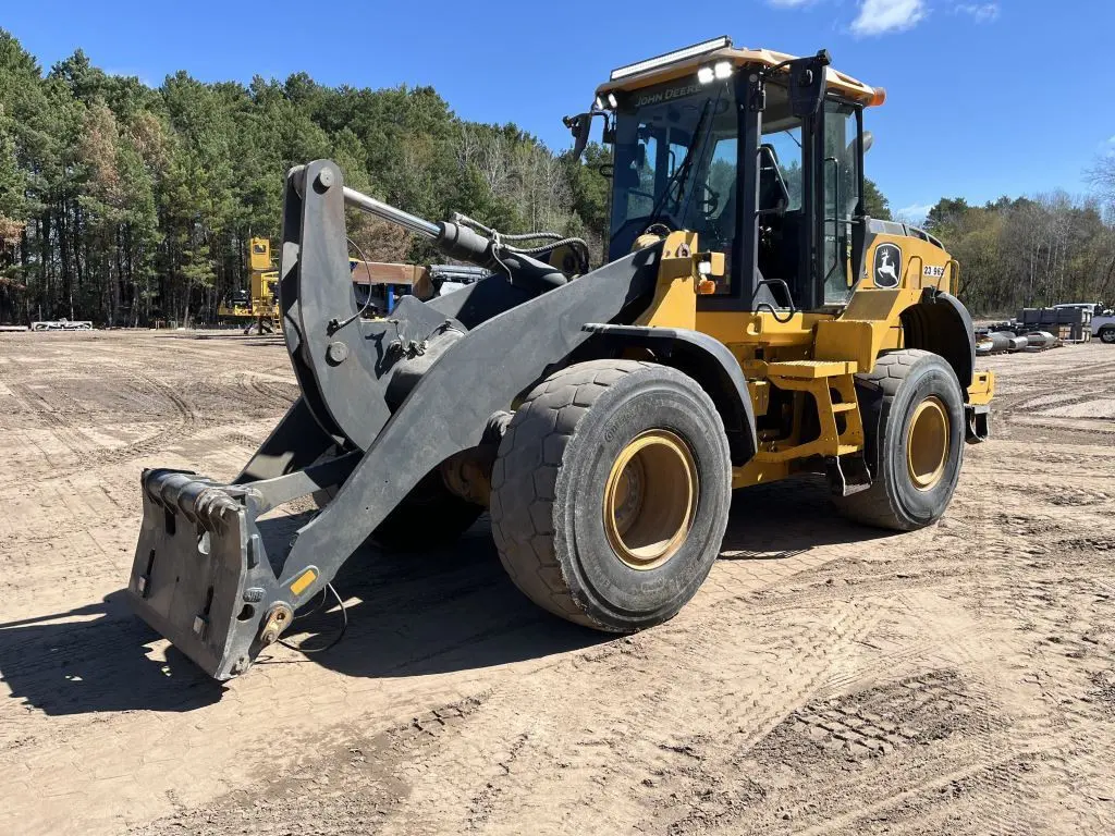 2024 John Deere 624P