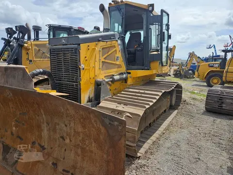 2022 John Deere 750L