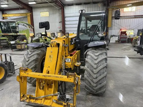 2023 JCB 542-70 Agri Plus