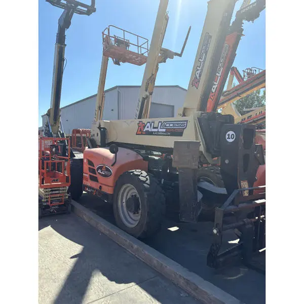 2013 JLG G10-55A