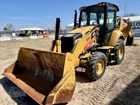 2019 Caterpillar 440