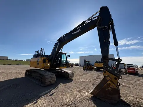 2024 John Deere 210P