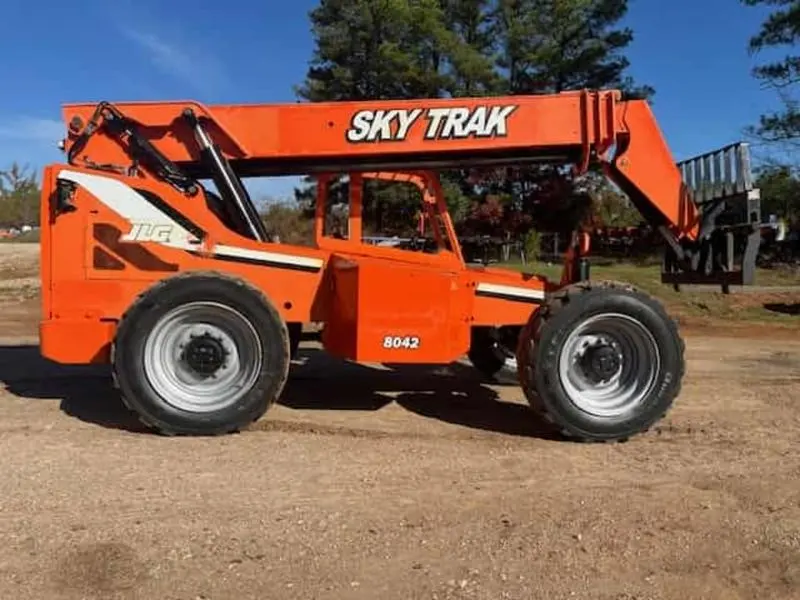 2014 SkyTrak 8042