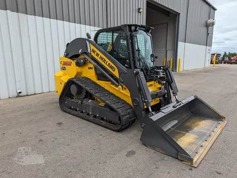 2022 New Holland C362