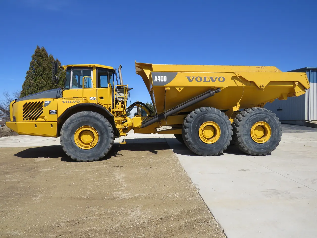 2004 Volvo A40D