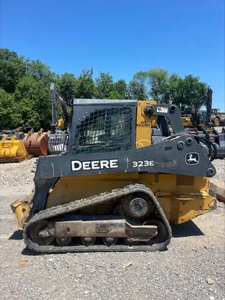 2015 John Deere 323E