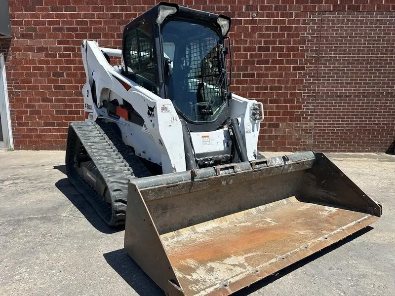 2021 Bobcat T870