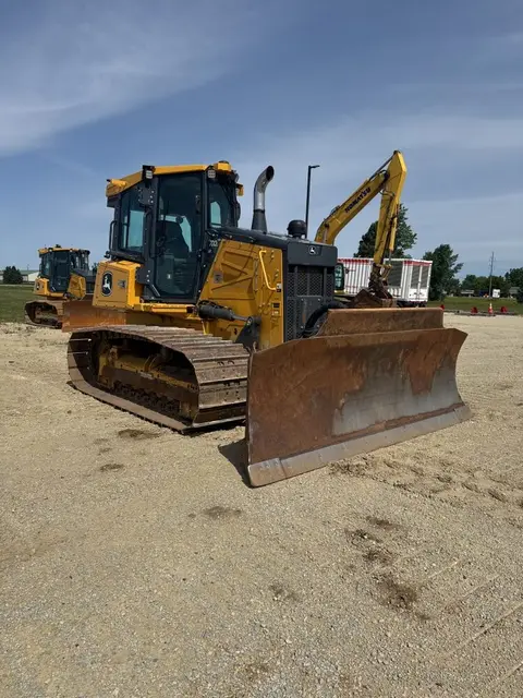 2021 John Deere 700L LGP