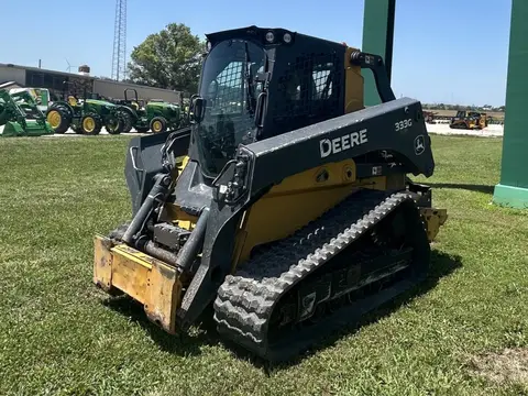 2018 John Deere 333G