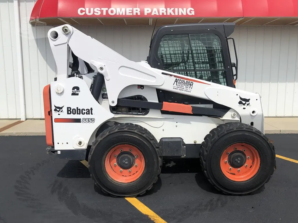 2015 Bobcat S850