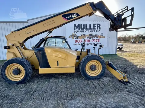 2020 Caterpillar TL943D