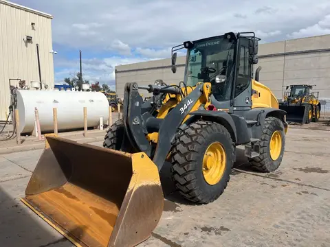 2020 John Deere 344L