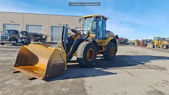 2021 John Deere 544P
