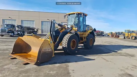 2021 John Deere 544P