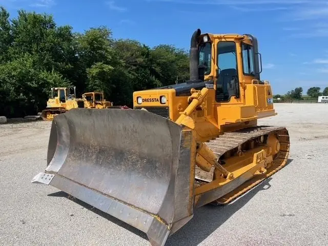 2004 Dressta TD15H