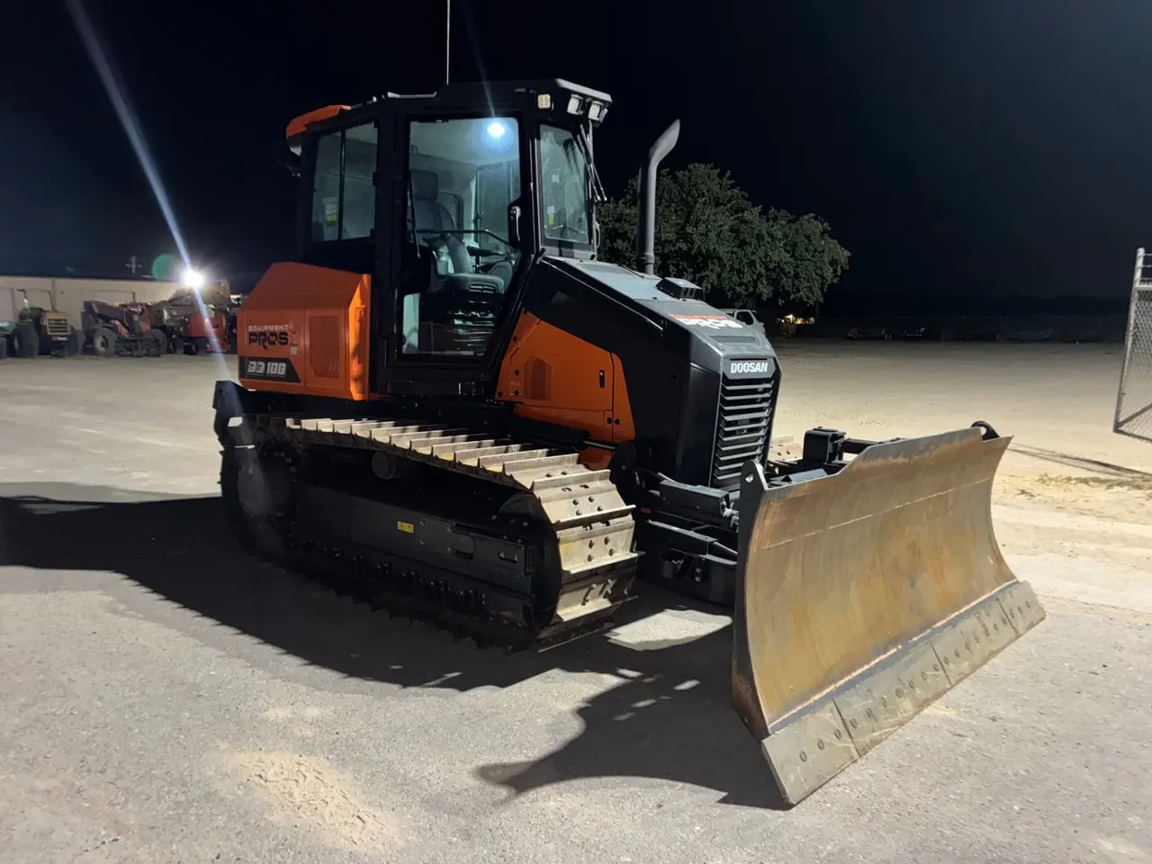 2023 Develon DD100 XL