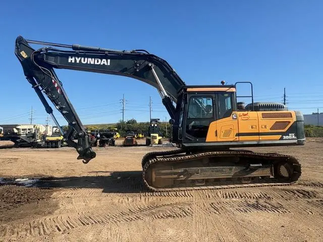 2023 Hyundai HX300A L