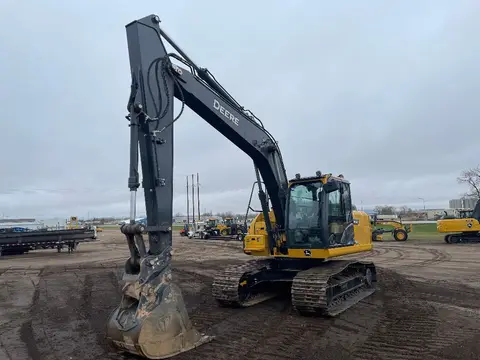 2022 John Deere 160GLC