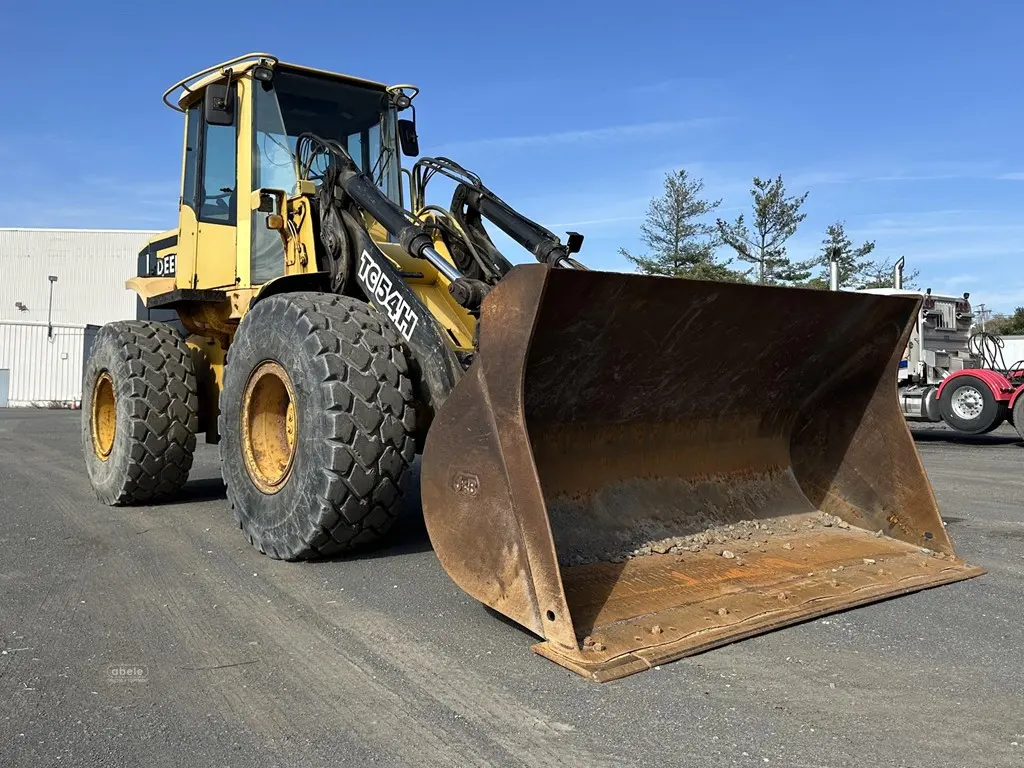 2000 John Deere TC54H
