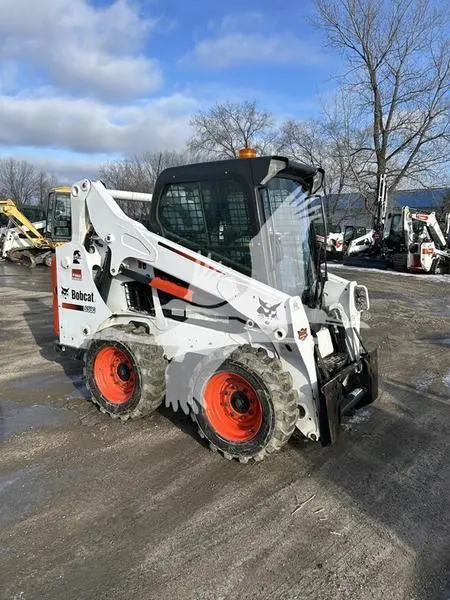 2016 Bobcat S590