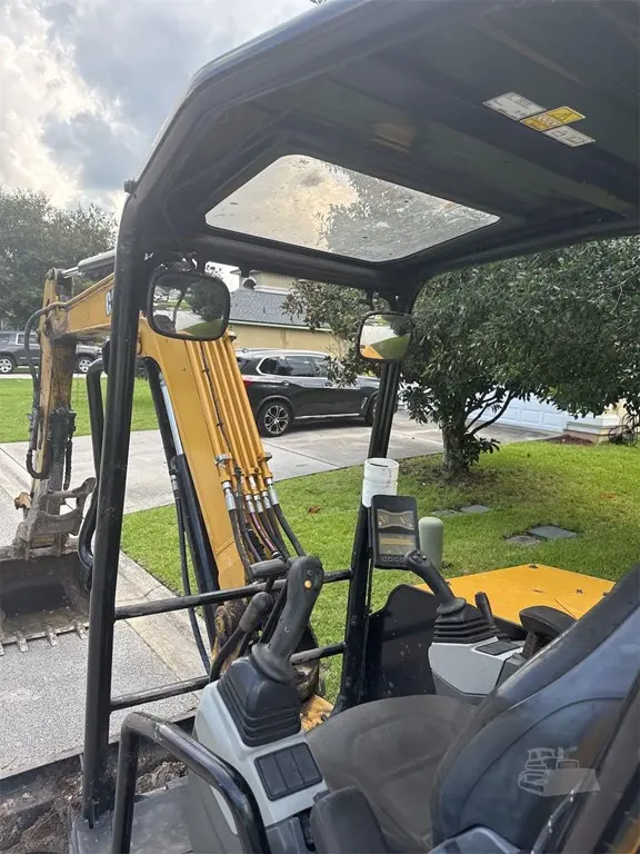 2022 Caterpillar 305