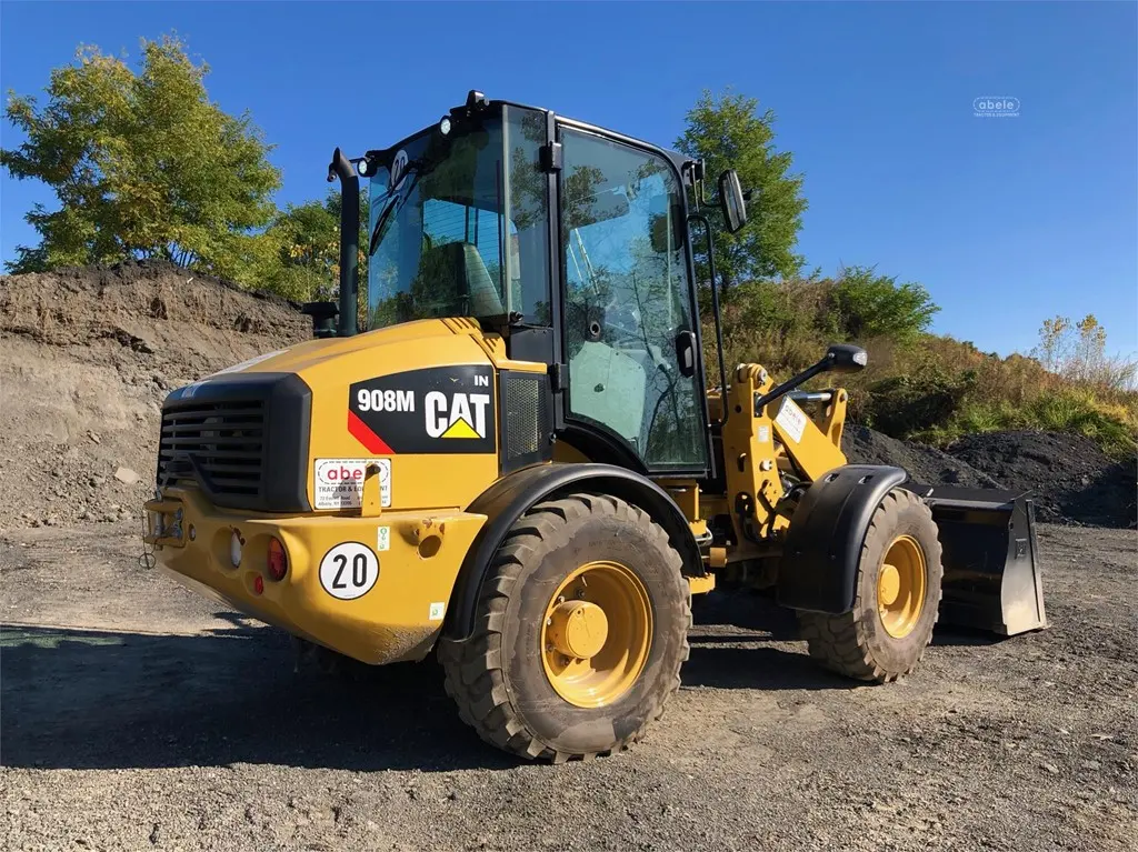 2018 Caterpillar 908M