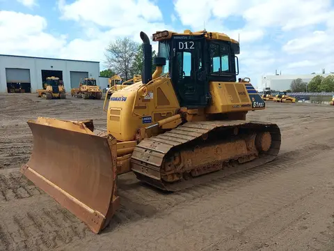 2023 Komatsu D61PXI-24