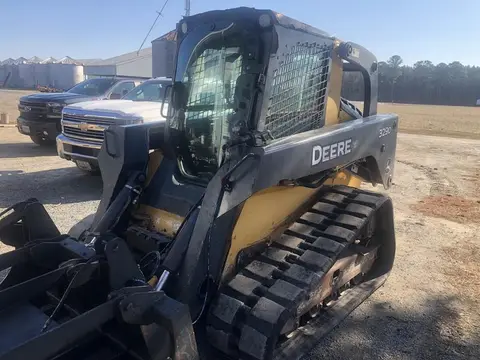 2011 John Deere 329D