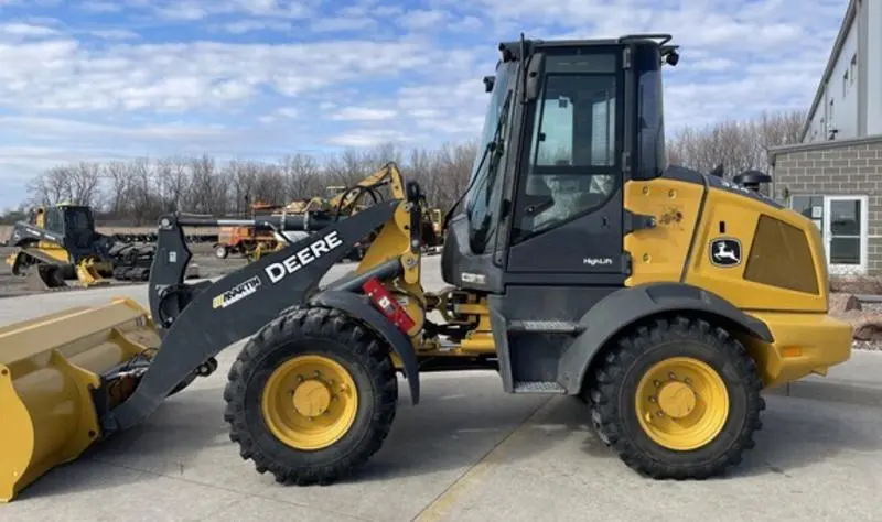 2025 John Deere 324P
