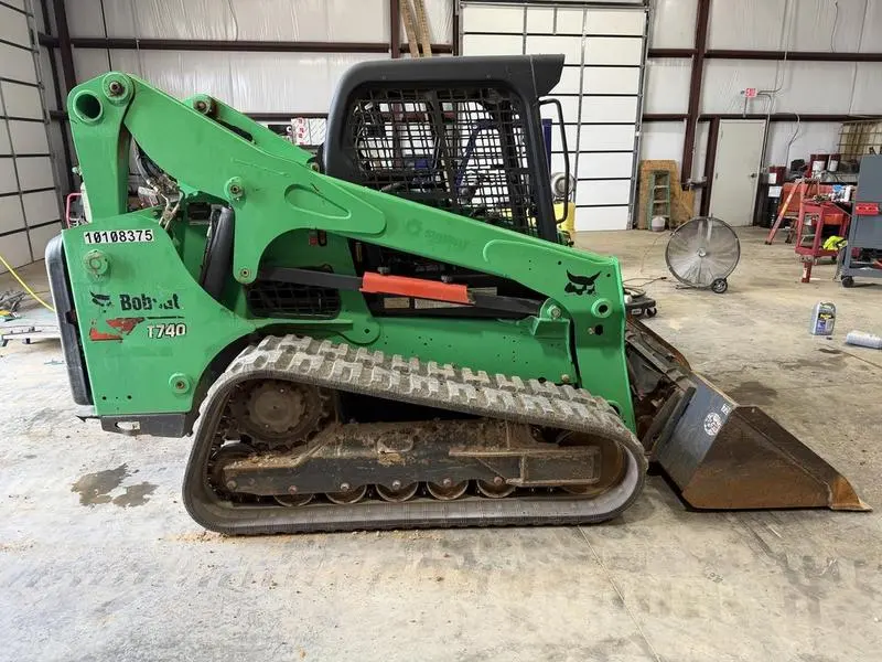 2018 Bobcat T740