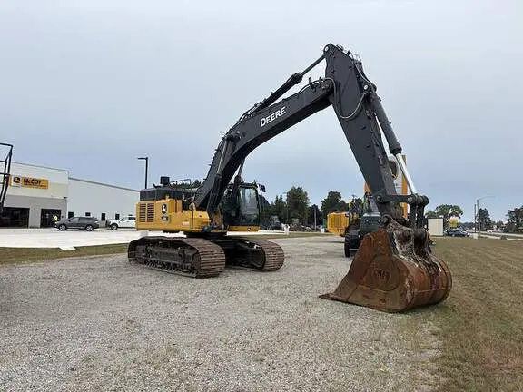 2023 John Deere 470P