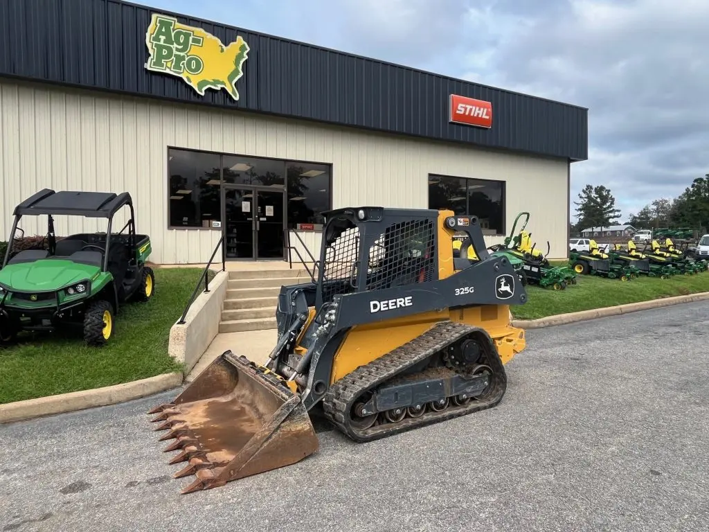 2025 John Deere 325G