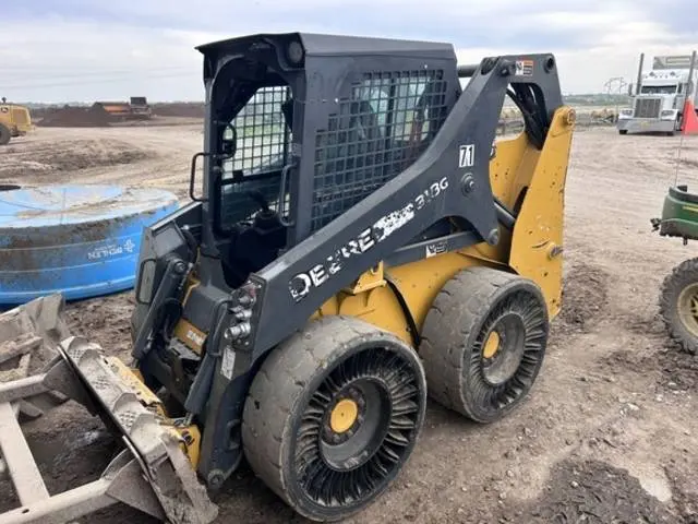 2024 John Deere 318G