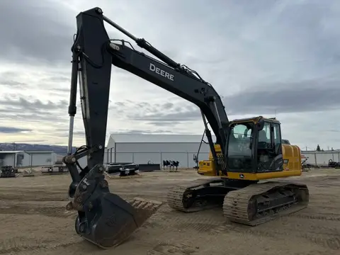 2023 John Deere 200G